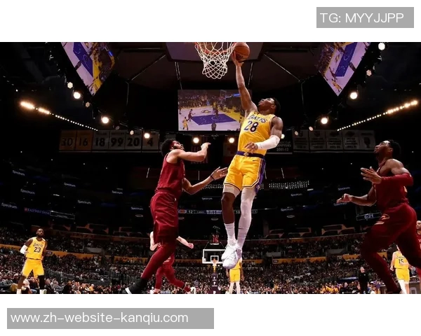 湖人队与骑士队今日对决精彩回顾与赛前分析